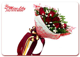 Valentine Circle Bouquet 6 Roses