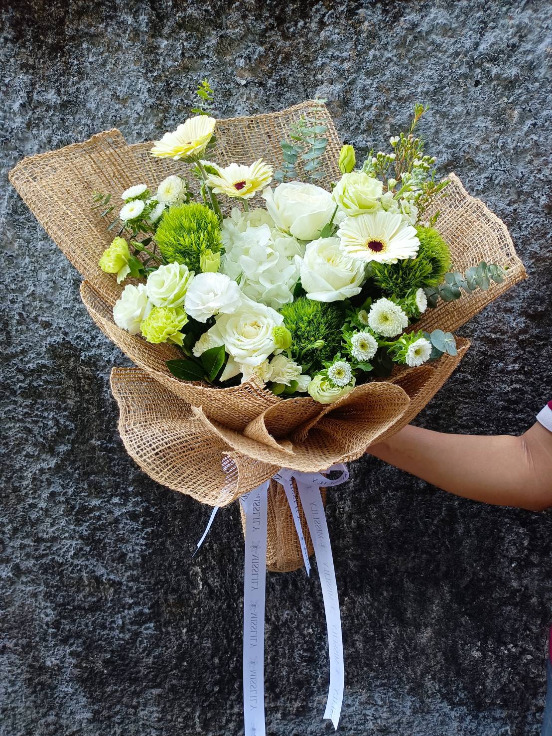 flower bouquet,flower arrangement